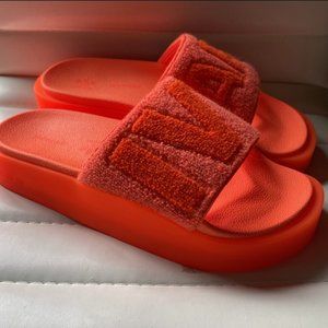 Ivy Park Platform Slides (solar orange) brand new!